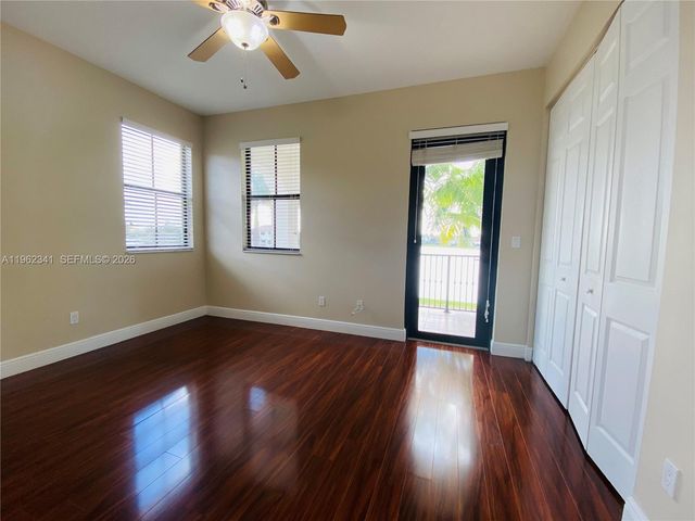 8353 NW 38th St, Cooper City, FL 33024