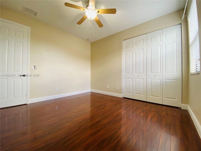 8353 NW 38th St, Cooper City, FL 33024