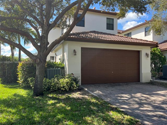 8353 NW 38th St, Cooper City, FL 33024