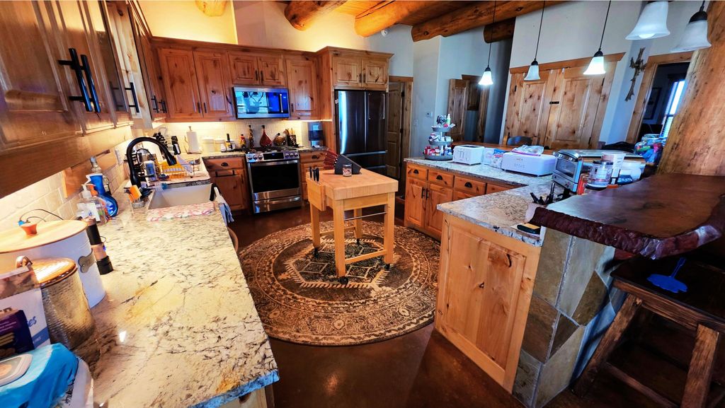 Image 8 of property listing at 4335 Hwy 190, Rochelle, TX 76872