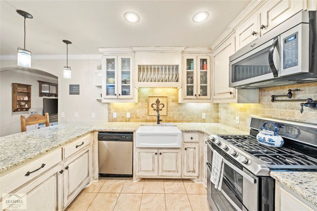 119 W Mckinley Avenue, Haughton, LA 71037