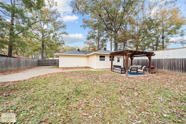 119 W Mckinley Avenue, Haughton, LA 71037