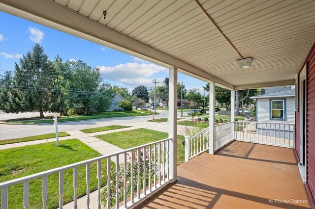 468 Locust Street, Elgin, IL 60123