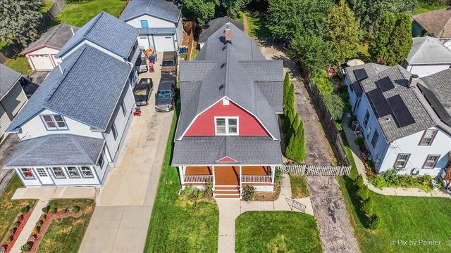 468 Locust Street, Elgin, IL 60123