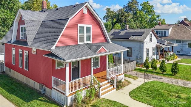 468 Locust Street, Elgin, IL 60123