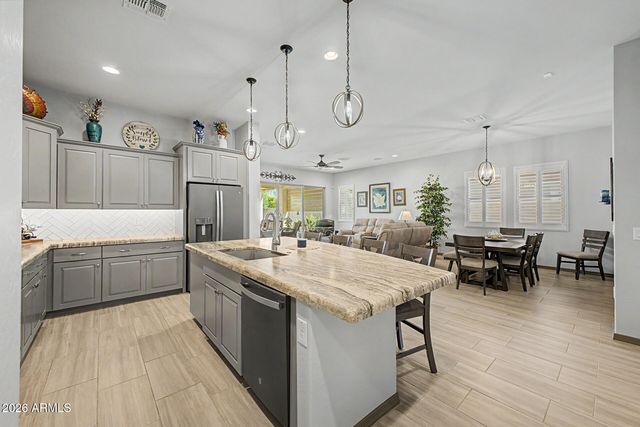 2864 W SANTA FE Drive, Queen Creek, AZ 85144