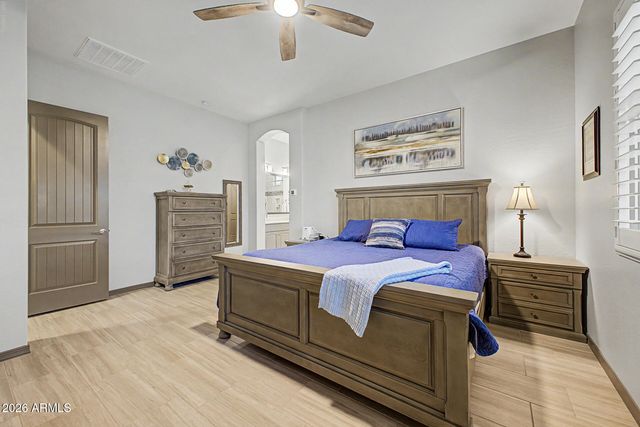 2864 W SANTA FE Drive, Queen Creek, AZ 85144