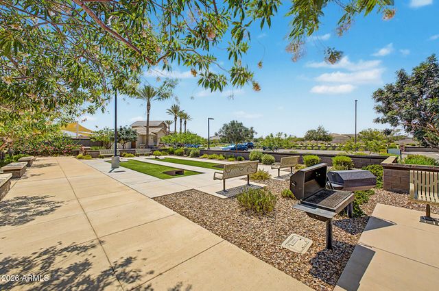 2864 W SANTA FE Drive, Queen Creek, AZ 85144