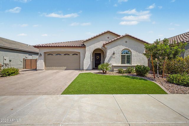 2864 W SANTA FE Drive, Queen Creek, AZ 85144