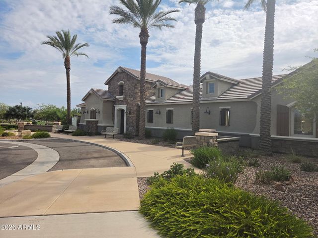 2864 W SANTA FE Drive, Queen Creek, AZ 85144