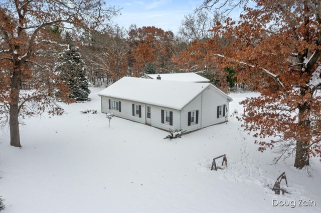 12040 Macclain Street, Cedar Springs, MI 49319