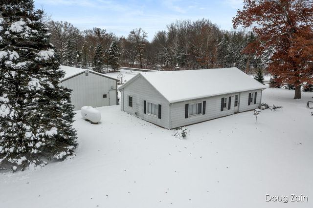 12040 Macclain Street, Cedar Springs, MI 49319