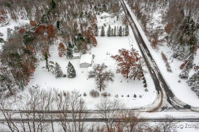 12040 Macclain Street, Cedar Springs, MI 49319