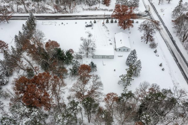 12040 Macclain Street, Cedar Springs, MI 49319