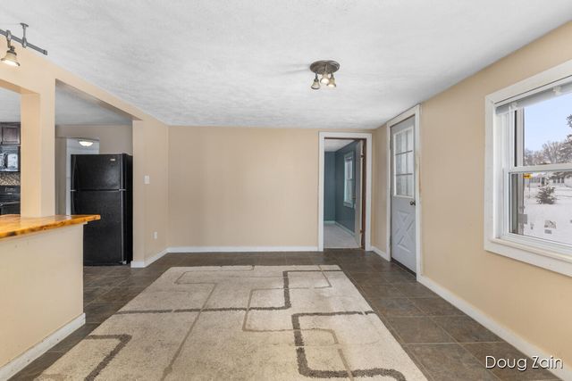 12040 Macclain Street, Cedar Springs, MI 49319