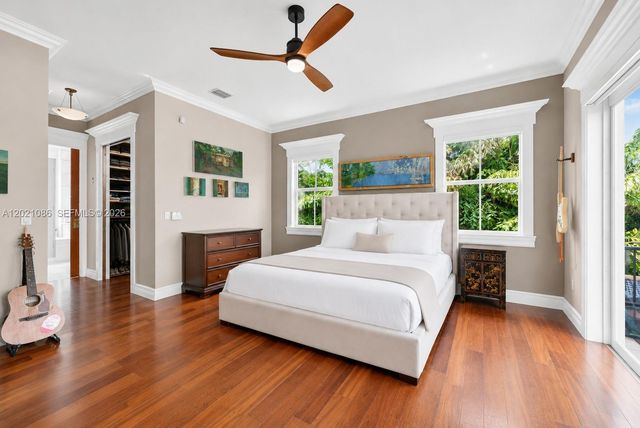 442 Ridgewood Rd, Key Biscayne, FL 33149
