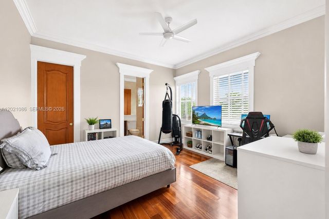 442 Ridgewood Rd, Key Biscayne, FL 33149