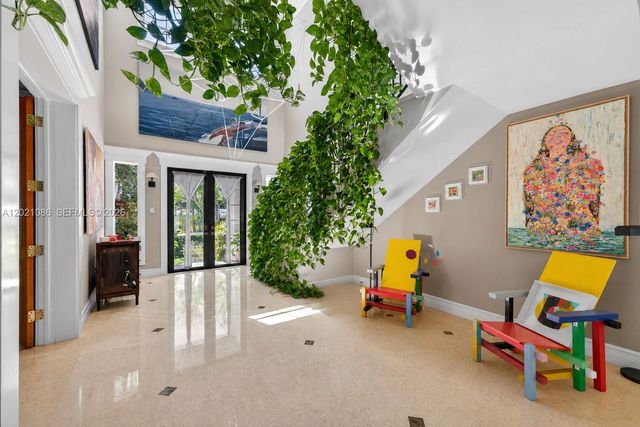 442 Ridgewood Rd, Key Biscayne, FL 33149