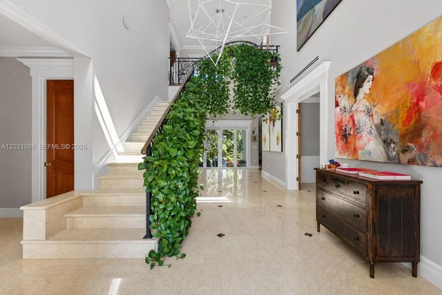 442 Ridgewood Rd, Key Biscayne, FL 33149