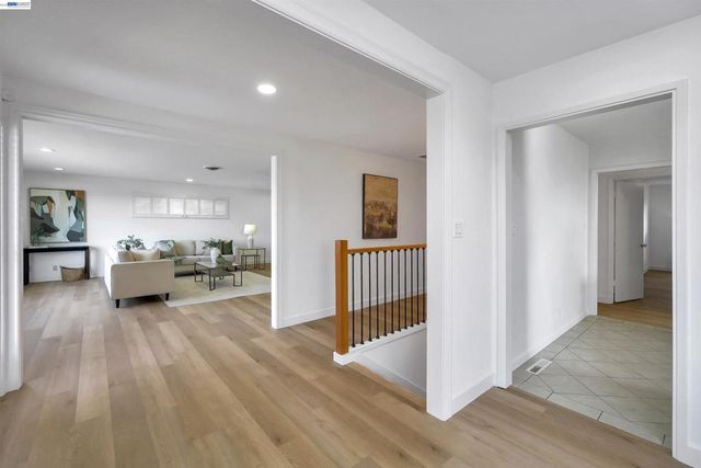 18286 Center St, Castro Valley, CA 94546