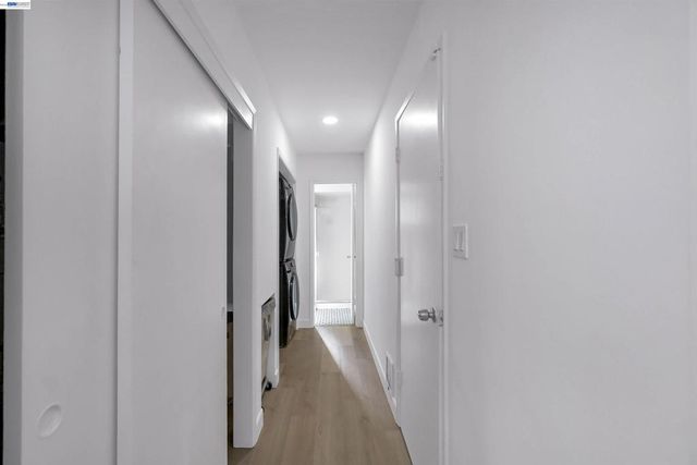 18286 Center St, Castro Valley, CA 94546