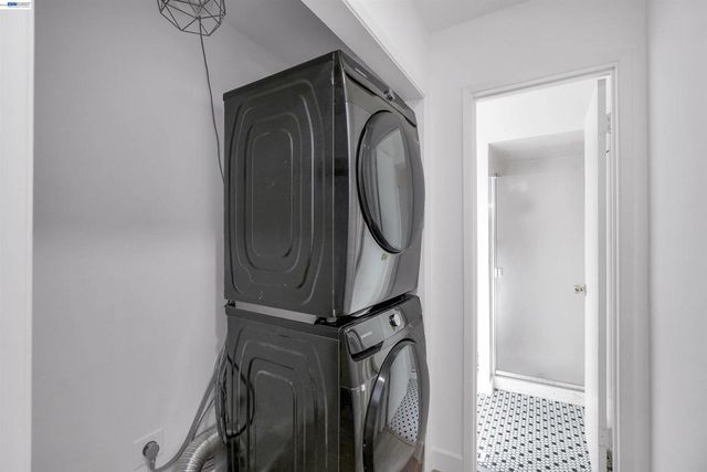 18286 Center St, Castro Valley, CA 94546