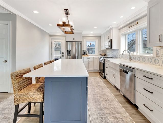 47 B Street beachside, Hull, MA 02045