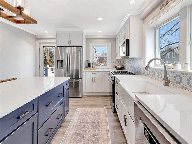 47 B Street beachside, Hull, MA 02045