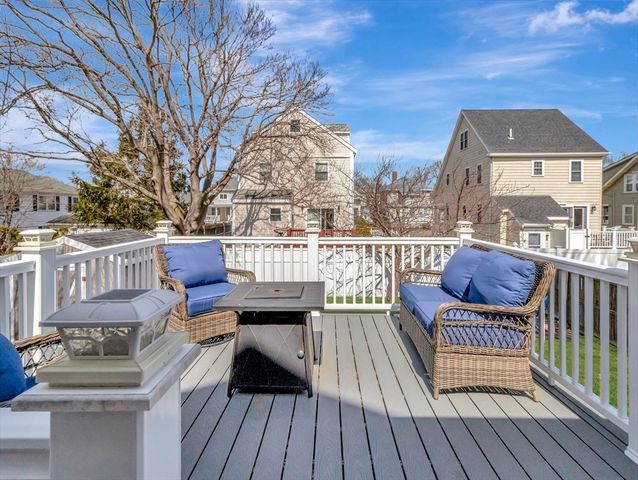47 B Street beachside, Hull, MA 02045