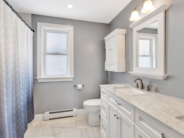 47 B Street beachside, Hull, MA 02045