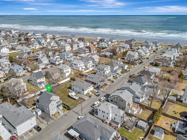 47 B Street beachside, Hull, MA 02045