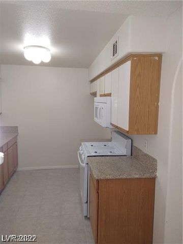 1608 North Torrey Pines Drive 103, Las Vegas, NV 89108