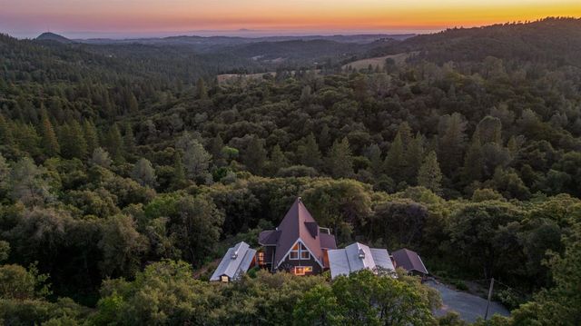 12865 Mierkey Rd, Pine Grove, CA 95665