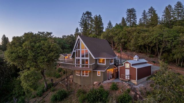 12865 Mierkey Rd, Pine Grove, CA 95665