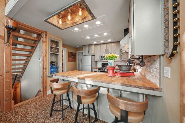 12865 Mierkey Rd, Pine Grove, CA 95665