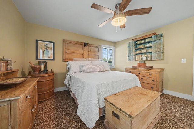 12865 Mierkey Rd, Pine Grove, CA 95665