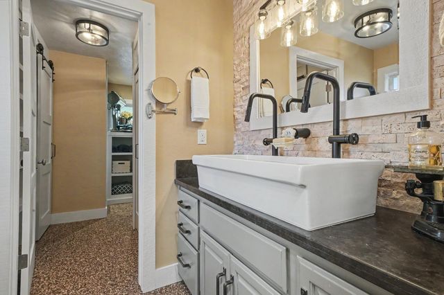 12865 Mierkey Rd, Pine Grove, CA 95665
