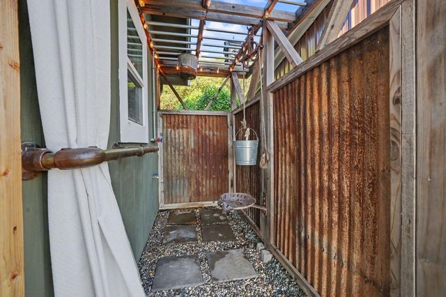 12865 Mierkey Rd, Pine Grove, CA 95665