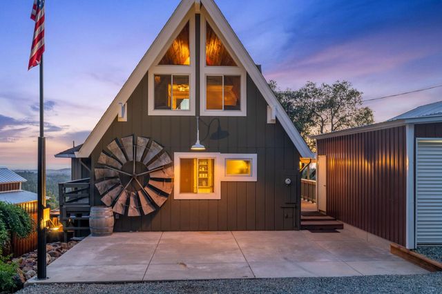 12865 Mierkey Rd, Pine Grove, CA 95665