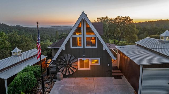 12865 Mierkey Rd, Pine Grove, CA 95665