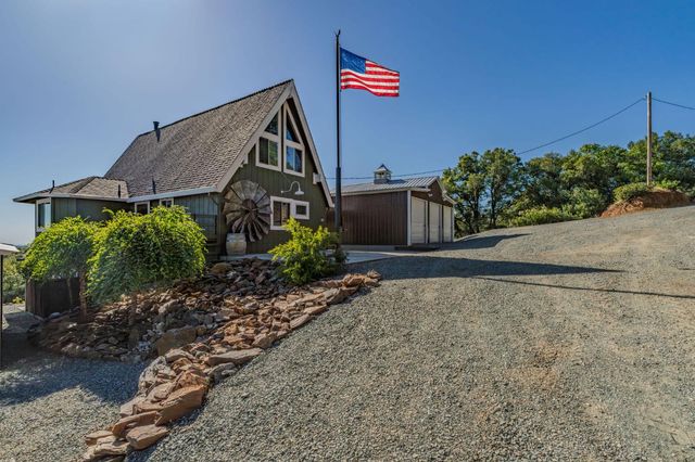 12865 Mierkey Rd, Pine Grove, CA 95665