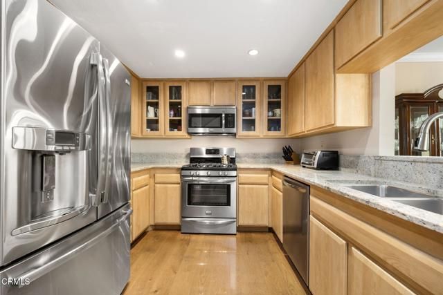 484 S Euclid 107, Pasadena, CA 91101