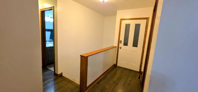 194 Hilltop Dr, Great Bend, KS 67530