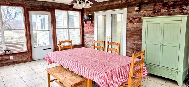 194 Hilltop Dr, Great Bend, KS 67530