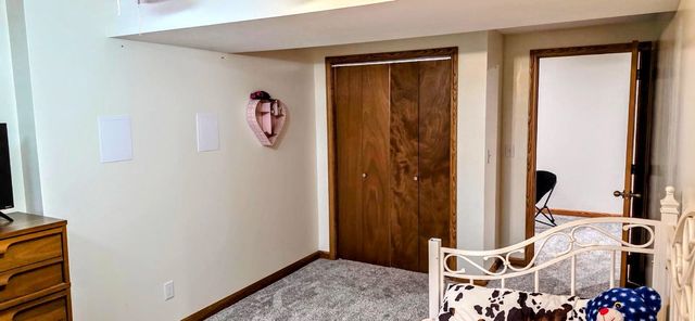 194 Hilltop Dr, Great Bend, KS 67530