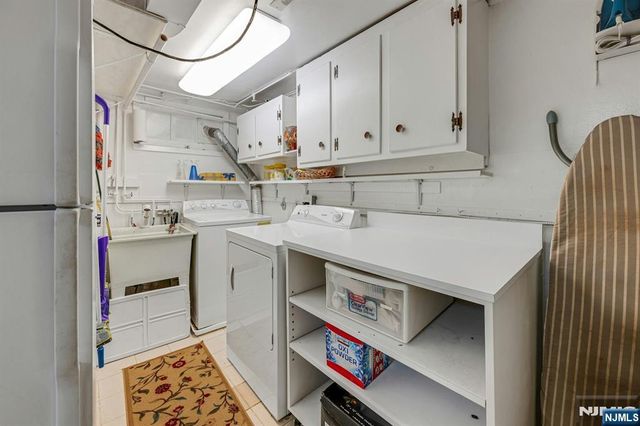 45 Wells Court, Bloomfield, NJ 07003