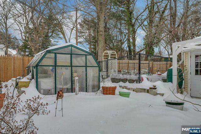 45 Wells Court, Bloomfield, NJ 07003