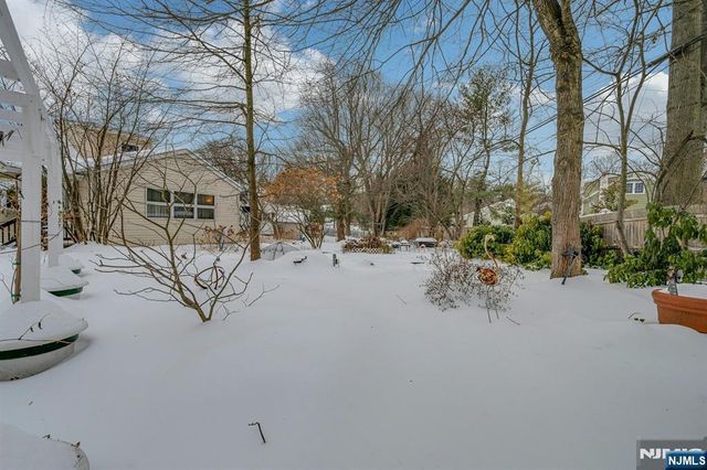 45 Wells Court, Bloomfield, NJ 07003
