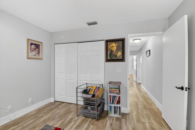 8256 Summerbreeze Lane, Boca Raton, FL 33496