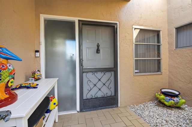 8256 Summerbreeze Lane, Boca Raton, FL 33496
